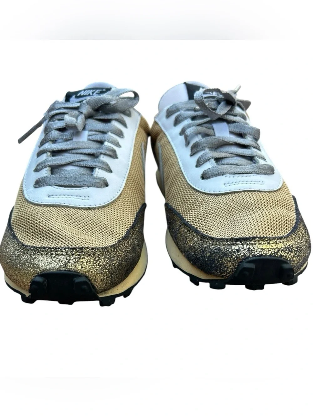 Nike Daybreak Golden Gals Running Sneakers, Women's Size 9